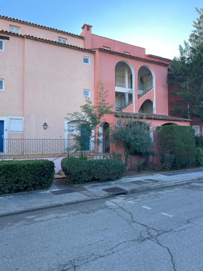 Comptemporain Vue Apartment